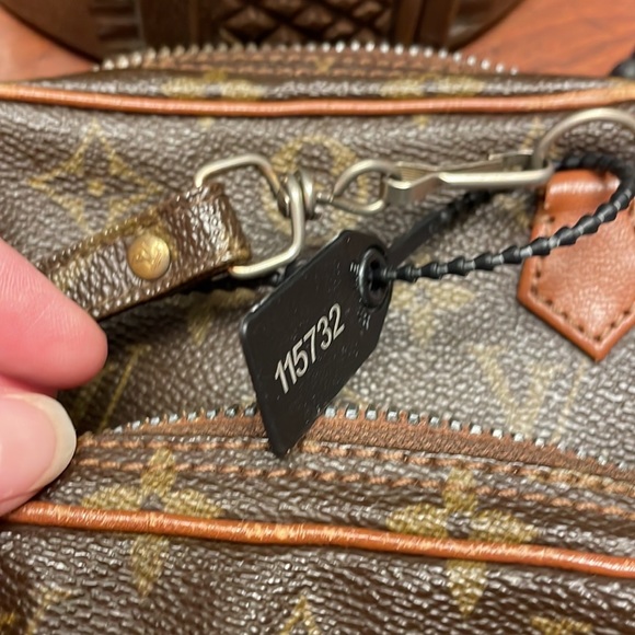 Louis Vuitton Amazon Bag authentic - Picture 5 of 14